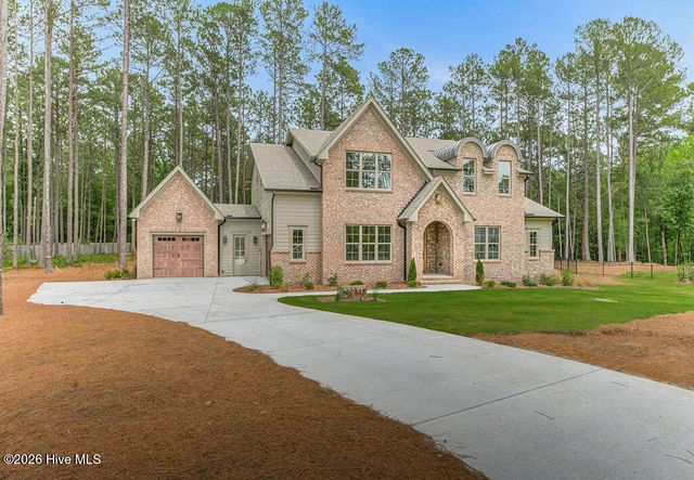 245 Paulson Court, Pinehurst, NC 28374