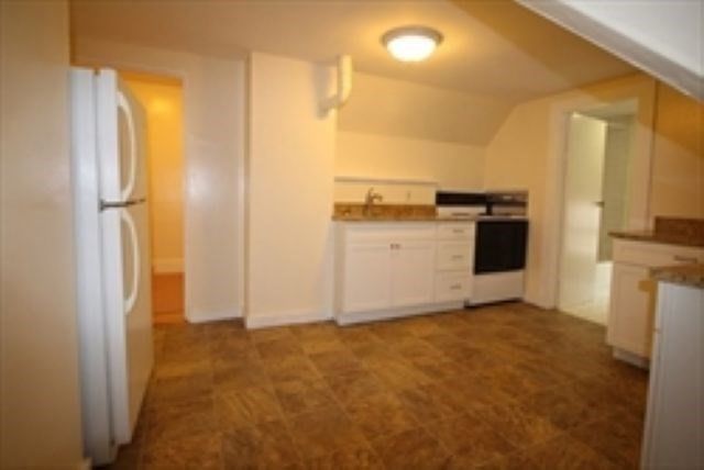 111 Sherman 3, Lowell, MA 01852