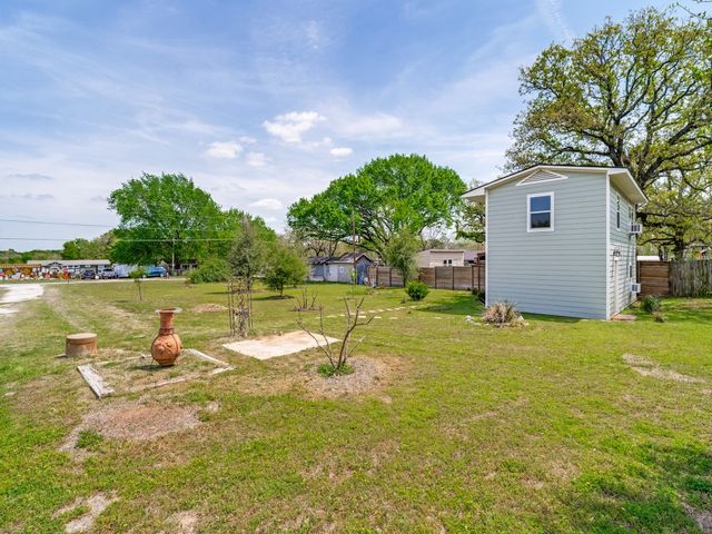 7904 River Run, Granbury, TX 76049