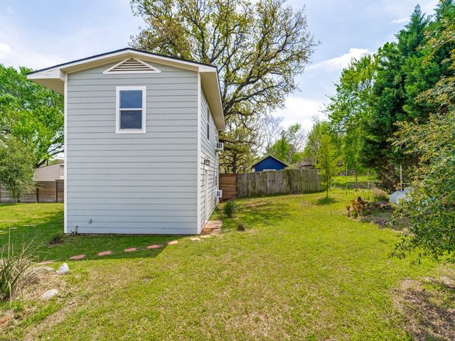 7904 River Run, Granbury, TX 76049