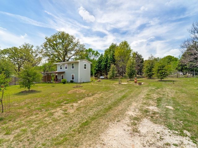 7904 River Run, Granbury, TX 76049