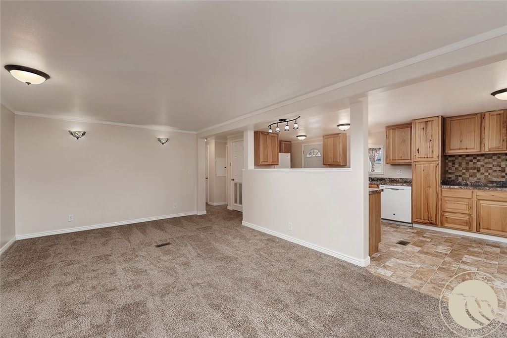 2224 US Highway 87 E Trlr 208, Billings, MT 59101 photo 2