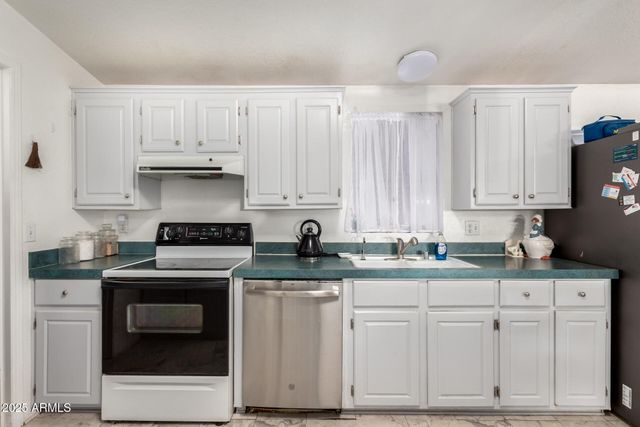 10955 N 79TH Avenue 33, Peoria, AZ 85345