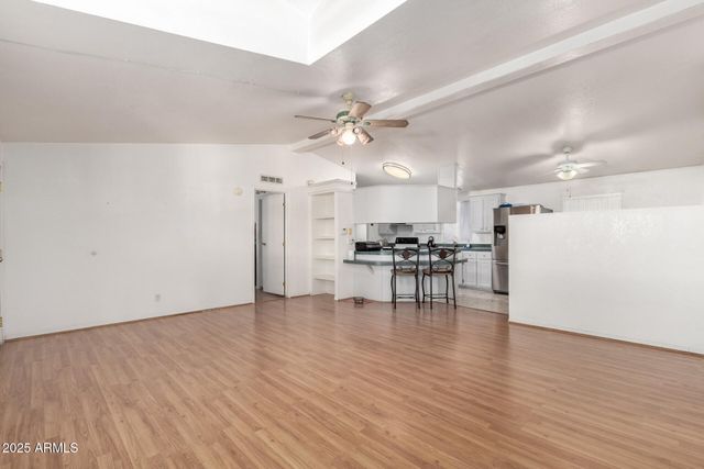 10955 N 79TH Avenue 33, Peoria, AZ 85345