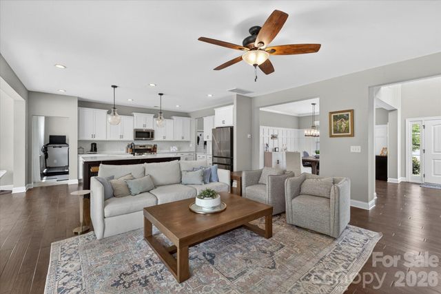 3009 Winged Teal Court, Belmont, NC 28012