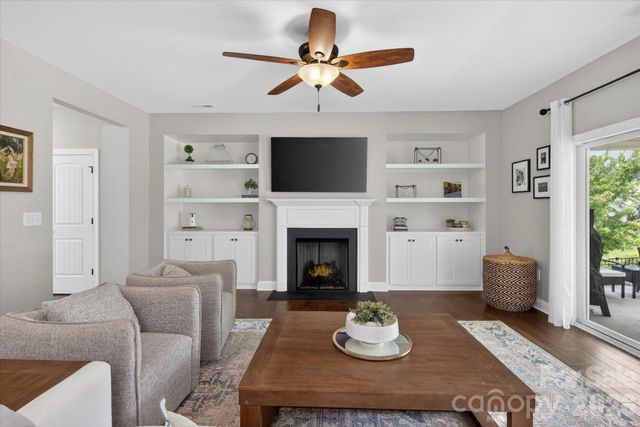 3009 Winged Teal Court, Belmont, NC 28012