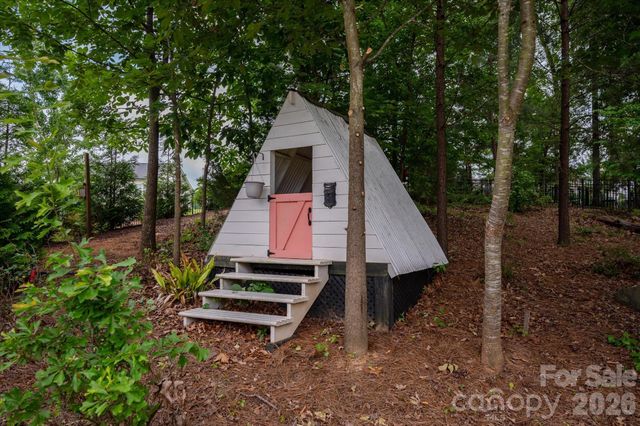 3009 Winged Teal Court, Belmont, NC 28012