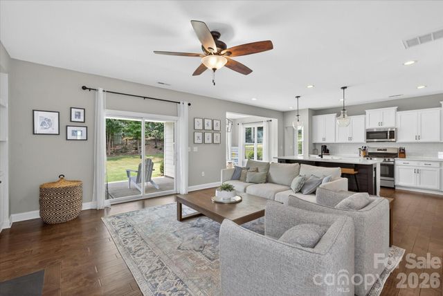 3009 Winged Teal Court, Belmont, NC 28012