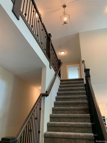 13973 Regatta Bay Drive, Shelby, MI 48315