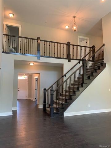 13973 Regatta Bay Drive, Shelby, MI 48315