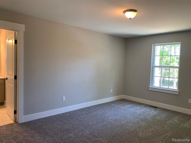 13973 Regatta Bay Drive, Shelby, MI 48315