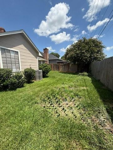 1321 Garden Court, Deer Park, TX 77536