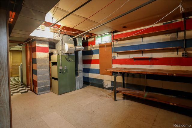 3581 Stolzenfeld Avenue, Warren, MI 48091