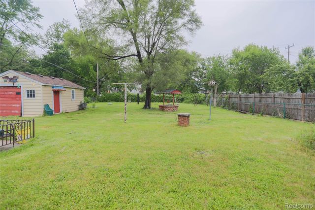 3581 Stolzenfeld Avenue, Warren, MI 48091