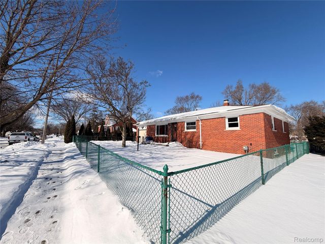 3581 Stolzenfeld Avenue, Warren, MI 48091