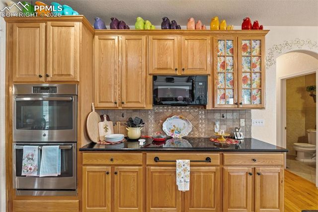 979 Pinehurst Court, Bennett, CO 80102