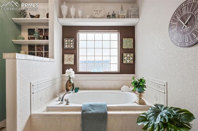 979 Pinehurst Court, Bennett, CO 80102