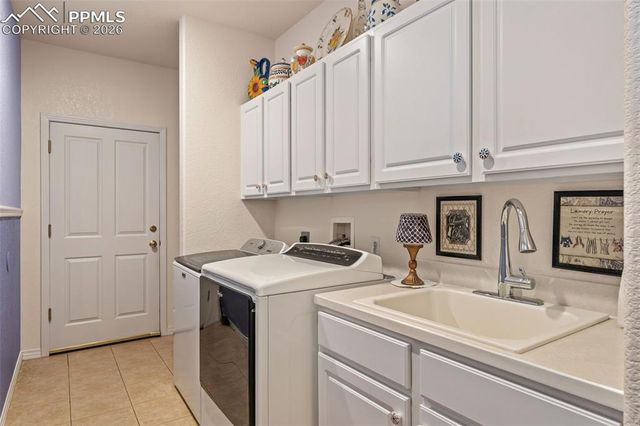 979 Pinehurst Court, Bennett, CO 80102