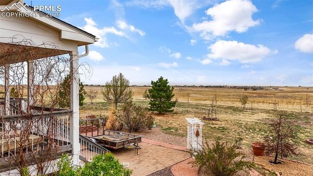 979 Pinehurst Court, Bennett, CO 80102