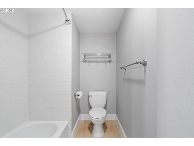 1829 Nw LOVEJOY St 408, Portland, OR 97209