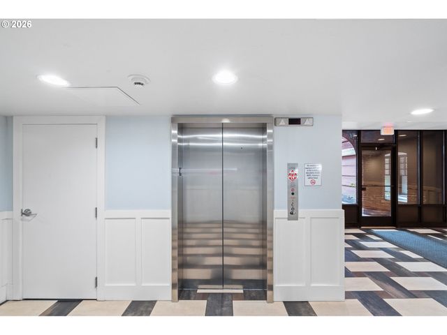 1829 Nw LOVEJOY St 408, Portland, OR 97209