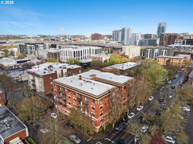 1829 Nw LOVEJOY St 408, Portland, OR 97209