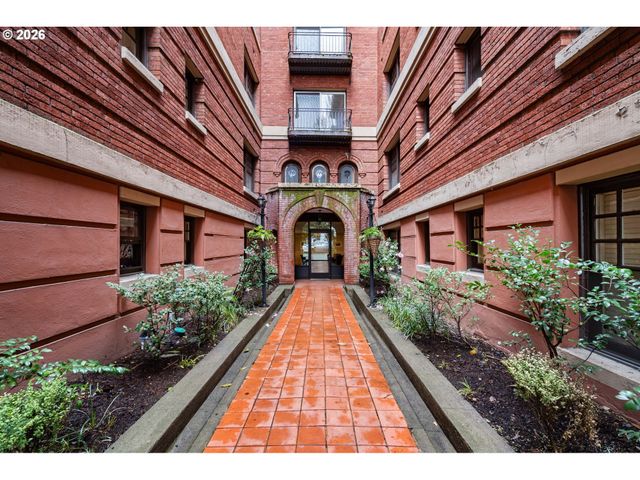 1829 Nw LOVEJOY St 408, Portland, OR 97209