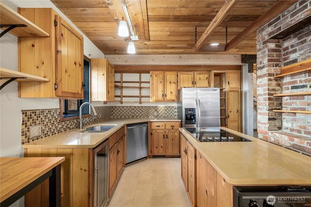 1712 S Tyler Street, Tacoma, WA 98405