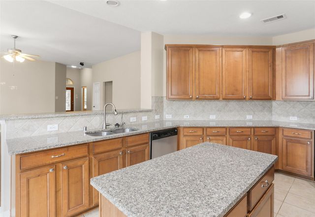 17110 Tupelo Garden Circle, Humble, TX 77346