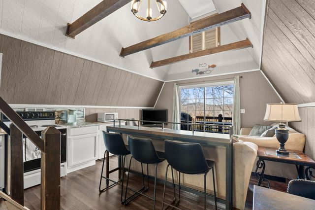 1082 Black Oak Resort Lane, Lampe, MO 65681