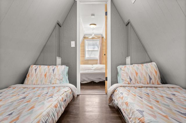 1082 Black Oak Resort Lane, Lampe, MO 65681