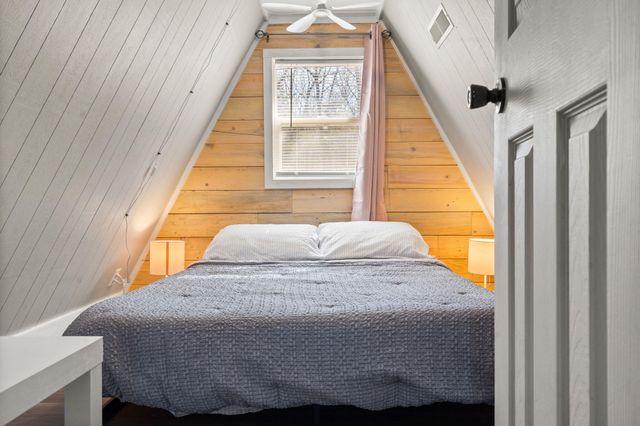 1082 Black Oak Resort Lane, Lampe, MO 65681