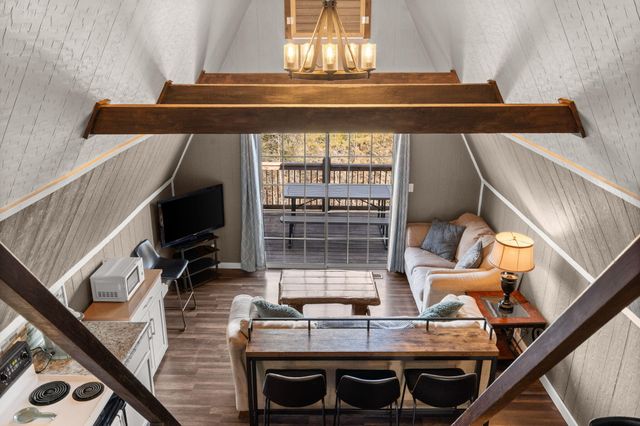 1082 Black Oak Resort Lane, Lampe, MO 65681