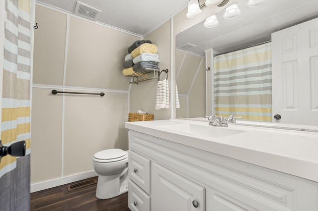 1082 Black Oak Resort Lane, Lampe, MO 65681