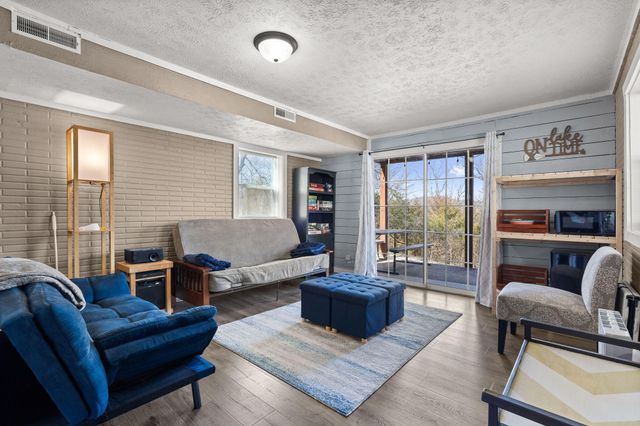 1082 Black Oak Resort Lane, Lampe, MO 65681