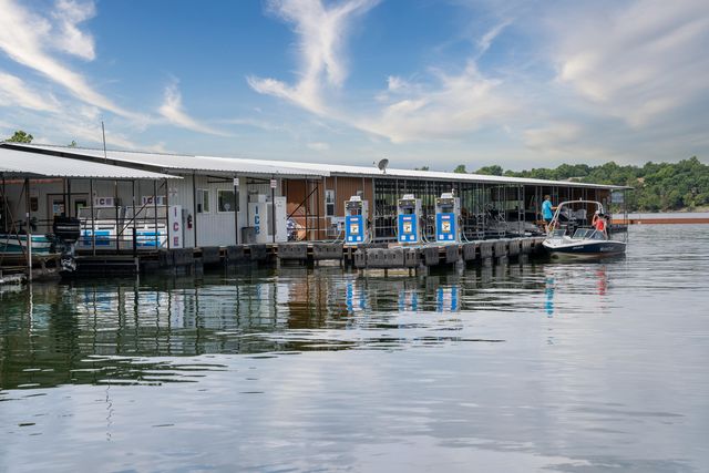 1082 Black Oak Resort Lane, Lampe, MO 65681