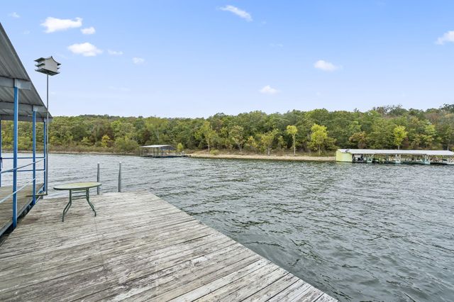 1082 Black Oak Resort Lane, Lampe, MO 65681