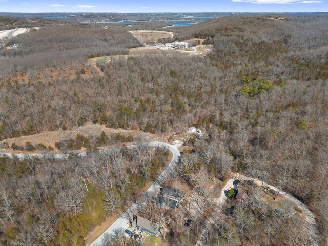 1082 Black Oak Resort Lane, Lampe, MO 65681