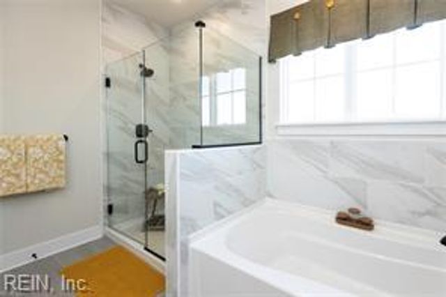 125 Station DR, Suffolk, VA 23434