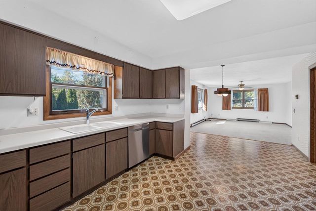 7017 Prairie Drive, Middleton, WI 53562