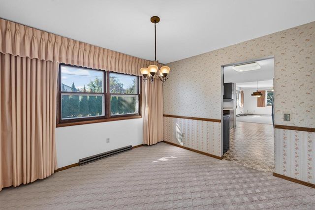7017 Prairie Drive, Middleton, WI 53562
