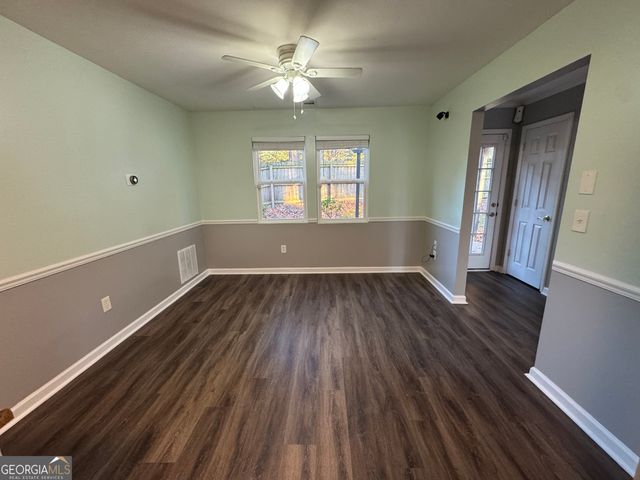 5883 Brookside Drive SE, Mableton, GA 30126