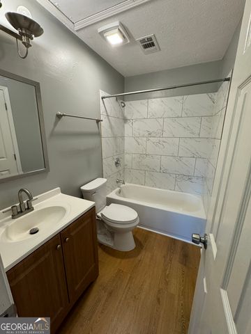 5883 Brookside Drive SE, Mableton, GA 30126