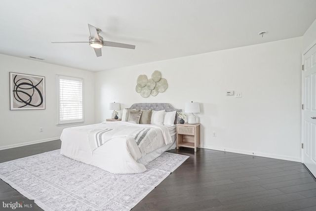 6101 CHURCH RD, Mount Laurel, NJ 08054