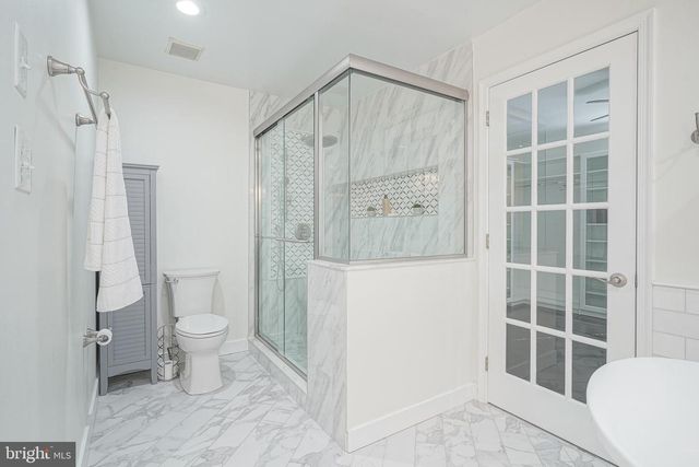 6101 CHURCH RD, Mount Laurel, NJ 08054