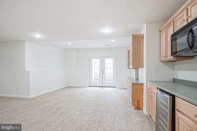 6101 CHURCH RD, Mount Laurel, NJ 08054