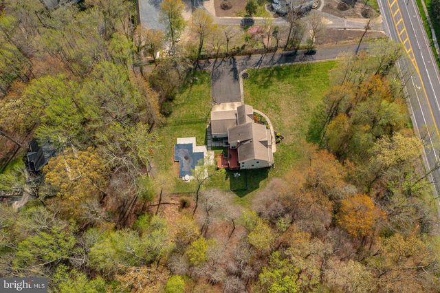 6101 CHURCH RD, Mount Laurel, NJ 08054