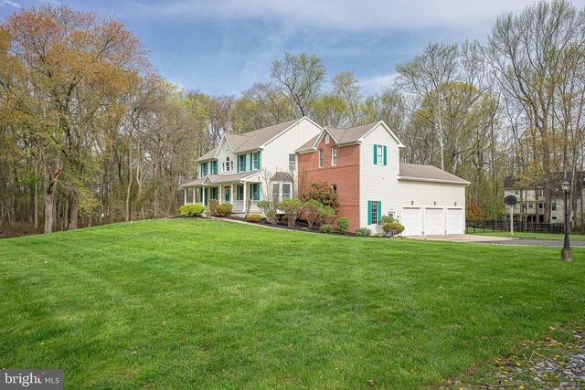 6101 CHURCH RD, Mount Laurel, NJ 08054