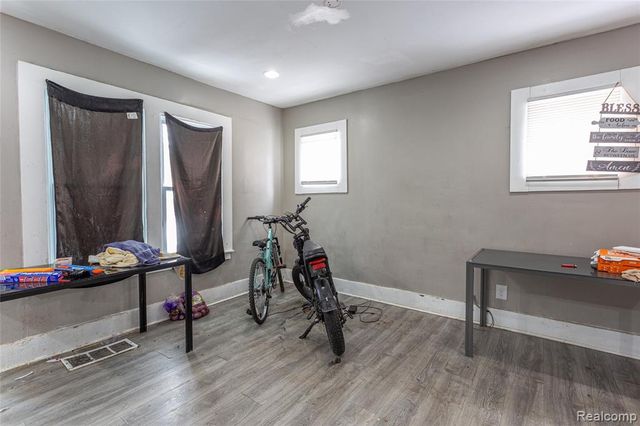 12629 Sorrento Street, Detroit, MI 48227