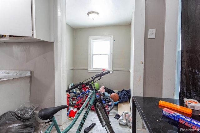 12629 Sorrento Street, Detroit, MI 48227